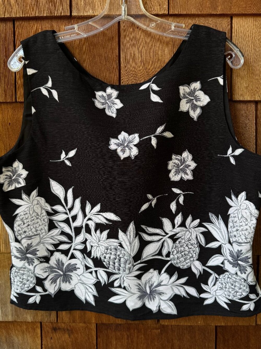 EUC Tommy Bahama Black & White Hawaiian Print Silk Sleeveless Tank in Women's 16